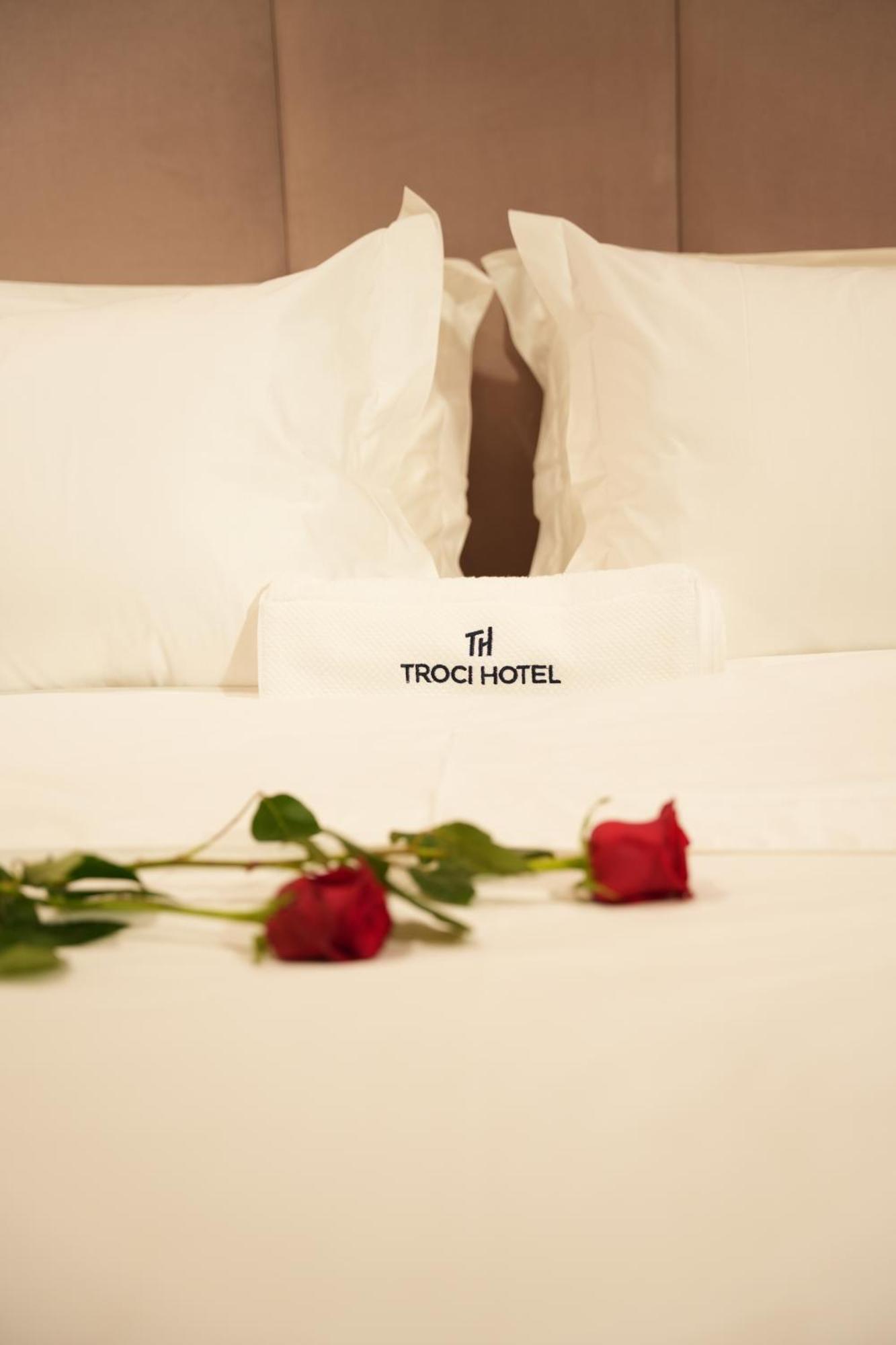 Troci Hotel Kamez Esterno foto